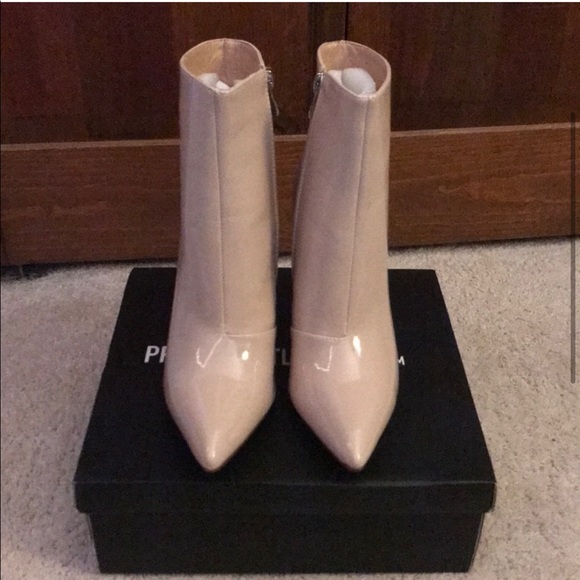 NIB Block heel booties - Picture 3 of 5